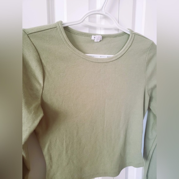 Garage Long Sleeve Tops - Picture 2 of 3